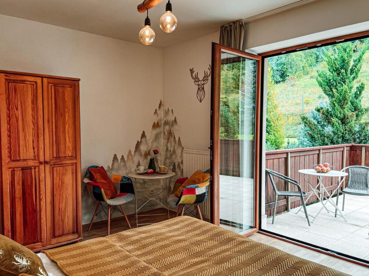 Przystanek Gory Bed & Breakfast Щирк Екстериор снимка